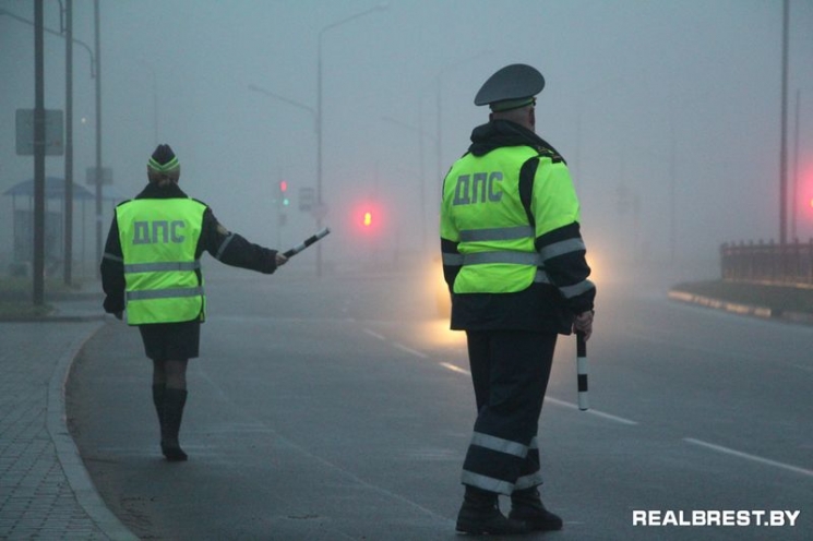 Под покровом тумана... какие опасности ждут брестских водителей?