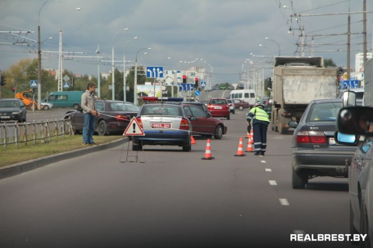 На улице 28-го Июля произошло ДТП, повреждены три автомобиля