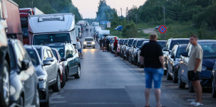 Литва закрыла границу для автомобилей с белорусскими номерами. Пропустят ли автобусы?