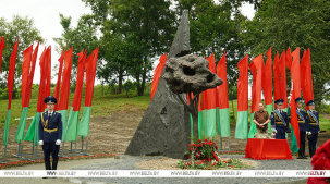 Монумент "Живая память благодарных поколений" открыли в Брестской крепости