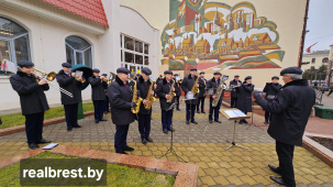 В Бресте на улице Советской состоялся концерт Брестского областного духового оркестра